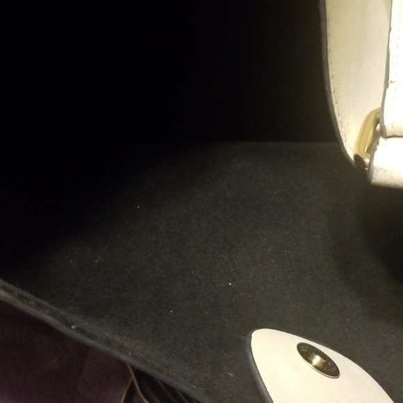 Lulu dharma Bag - Picture 5 of 6